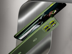 Motorola Edge 70 в варианте цвета Pantone Bronze Green. (Источник изображения: через Эвана Бласса)