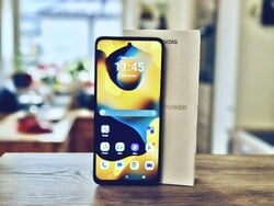 Motorola Moto G67