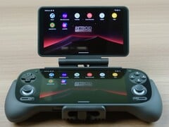 Надстройка Retroid Dual Screen Add-on может зеркально отображать экран Вашего карманного компьютера или выводить на него другое содержимое. (Источник изображения: Retroid Pocket)