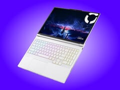 Модель Legion 7 16IAX10 уже доступна для приобретения с процессором Core Ultra 290HX Plus и видеокартой Nvidia GeForce RTX 5070 12 ГБ.