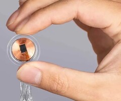 Чип для мозга Neuralink (Источник изображения: Neuralink)