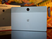 Помимо длительного времени автономной работы, OnePlus Pad Lite имеет и другие сильные стороны. (Источник изображения: Notebookcheck)