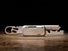 Инструмент Toolt предназначен для быстрого ремонта и повседневного использования, а не для замены традиционных полноразмерных инструментов.