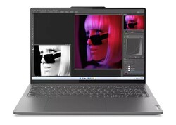 В обзоре: Lenovo Slim Pro 9i 16IRP8. Тестовый образец предоставлен Lenovo