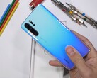 Huawei P30 Pro наконец-то попал на проверку к JerryRigEverything (Изображение: скриншот/YouTube)