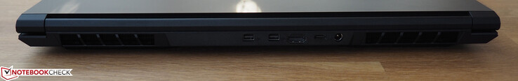 Задняя сторона: 2x Mini DisplayPort 1.4, HDMI 2.0, USB 3.0 (Type C), разъем питания