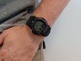 Часы Casio G-Shock GD-350S-1D похожи на более старую модель GD-350-1 (на фотографии)