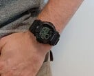 Часы Casio G-Shock GD-350S-1D похожи на более старую модель GD-350-1 (на фотографии)