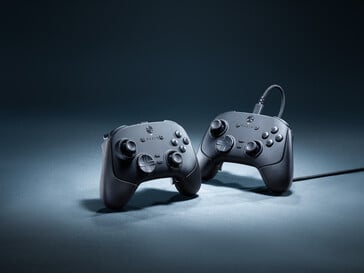 ПК Razer Wolverine V3 Pro 8K показан рядом с проводным ПК Wolverine V3 Tournament Edition 8K (Источник изображения: Razer PR)