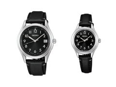 На фото - часы Seiko SBTM363 и SSDY053 на белом фоне.