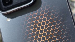 Обзор Vivo iQOO 15 Ultra