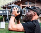 Ремешок Helio от Amazfit (на фото) получил обновление версии 3.2.8.3. (Источник изображения: Amazfit)