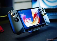 MSI Claw 8 AI+, очевидно, предлагает более высокую игровую производительность, чем на старте продаж (Источник изображения: Notebookcheck)