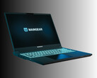 Игровой ноутбук Maingear Super 16 вид спереди под углом (Источник изображения: Maingear PR)