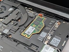 LPCAMM2, возможно, и меньше по размеру и эффективнее, чем SODIMM, однако незначительную экономию трудно оправдать в условиях, когда затраты в настоящее время выходят из-под контроля