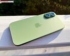 Apple iPhone 17 — самый популярный смартфон в мире.