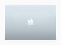 Грядущий доступный MacBook может быть очень похож на последнюю модель M4 MacBook Air 13. (Источник изображения: Apple)