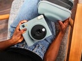 Fujifilm Instax Square 2 позволяет изменять вид фотографий с помощью фильтров.