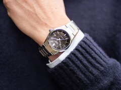 Компания Casio представила новые механические часы Edifice EFK-110