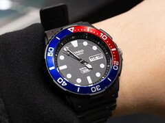 Часы Casio MRW-230H-1E представлены в британском онлайн-магазине бренда. (Источник изображения: Casio)