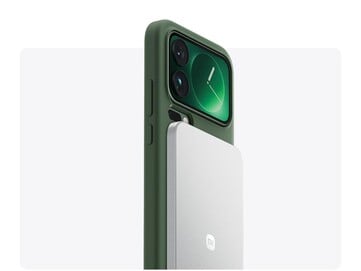 Он поддерживает беспроводную зарядку мощностью 20 Вт на телефонах Xiaomi