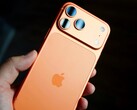Преемник изображенного на фото Apple iPhone 17 Pro может иметь тот же официальный ценник