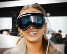 Apple по слухам, разрабатывает более легкую и доступную гарнитуру смешанной реальности. (Источник изображения: Али Колак)