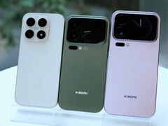 Три смартфона Xiaomi нового поколения бок о бок. (Источник изображения: Xiaomi)