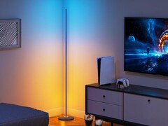Появилась совместимая с материей версия напольной лампы Govee Floor Lamp Basic (на фото синий вариант). (Источник изображения: Govee) 