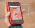 XploraOne (на фотографии) — это телефон, созданный специально для детей.