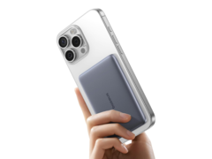 Компания Baseus выпустила в продажу в Европе ультратонкий пауэрбанк Picogo AM41 (5000 мАч). (Источник изображения: Baseus)