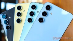 Утечка потенциально раскрыла все варианты расцветки и хранения данных для продолжения Galaxy S24 FE, изображенного здесь (Источник изображения: Notebookcheck)