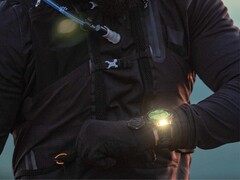 Бета-версия 21.15 от Garmin распространяется на Fenix 8 (на фото) и некоторые связанные с ним смарт-часы. (Источник изображения: Garmin)