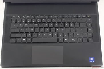 Почти такая же компоновка, как и в серии Alienware x16