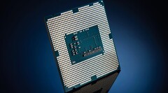 У Intel Core i9-10900 ES многоядерный показатель оказался не на высоте. (Источник: OC3D)