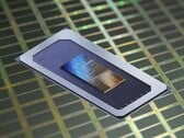 Процессоры Intel Arrow Lake-S для настольных ПК будут продаваться под брендом "Core Ultra 200". (Источник изображения: Intel, Laura Ockel, отредактировано)