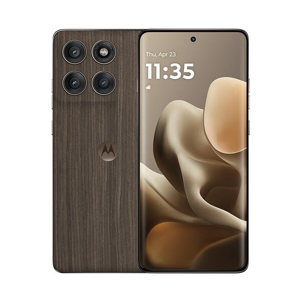 Motorola Edge 60 Pro в цвете Basswood Walnut. (Источник изображения: Motorola)