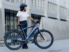 Компания Stromer представила электронный велосипед ST5 Alinghi Red Bull Racing Edition. (Источник изображения: Stromer)