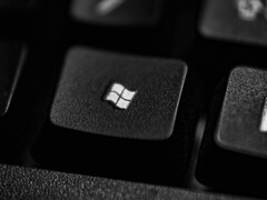 Windows распространяет обновления безопасности для приложений Microsoft 365 на Windows 10. (Источник изображения: Pexels / Nothing Ahead)