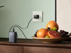 Новый Nano Power Bank от Anker с выдвижным кабелем появился в Европе. (Источник изображения: Anker)