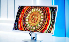 Первый серийный OLED-дисплей 4K от TCL CSOT (источник изображения: TCL)