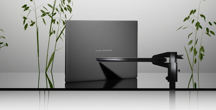 Новый Zenbook S16 сравнительно легкий для 16-дюймового ноутбука - всего 1,5 кг. (Источник изображения: Asus)