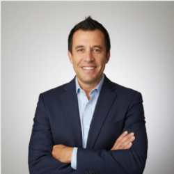 Руководитель направления ThinkPad Кристоф Блинденбахер.