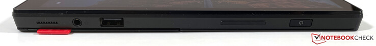 Справа: Аудио 3.5 мм, USB 2.0, регулировка громкости, кнопка питания