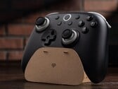 Беспроводной контроллер 8BitDo Ultimate 3C+ поставляется с картонной подставкой для самостоятельной сборки.