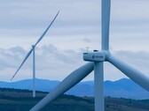 Коэффициент готовности двухлопастной турбины составил 99,3% в течение 500 дней испытаний. (Источник изображения: Envision Energy)