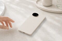 Модель Sharp Aquos Wish 6 отличается необычным дизайном с круглым модулем камеры.