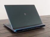 У мобильного RTX 5090 может быть больше VRAM, чем у мобильного RTX 5080, но это имеет меньшее значение, чем толщина ноутбука во время игр (Источник изображения: Notebookcheck)