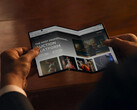 Ожидается, что Huawei заменит Mate XT, на фото, менее чем через два месяца. (Источник изображения: Huawei)