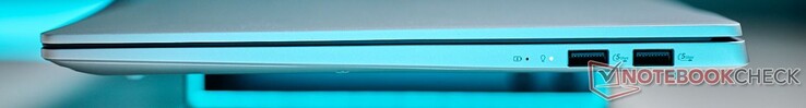 Правая сторона: 2x USB-A 3.2 Gen 1 (5 Гбит/с)